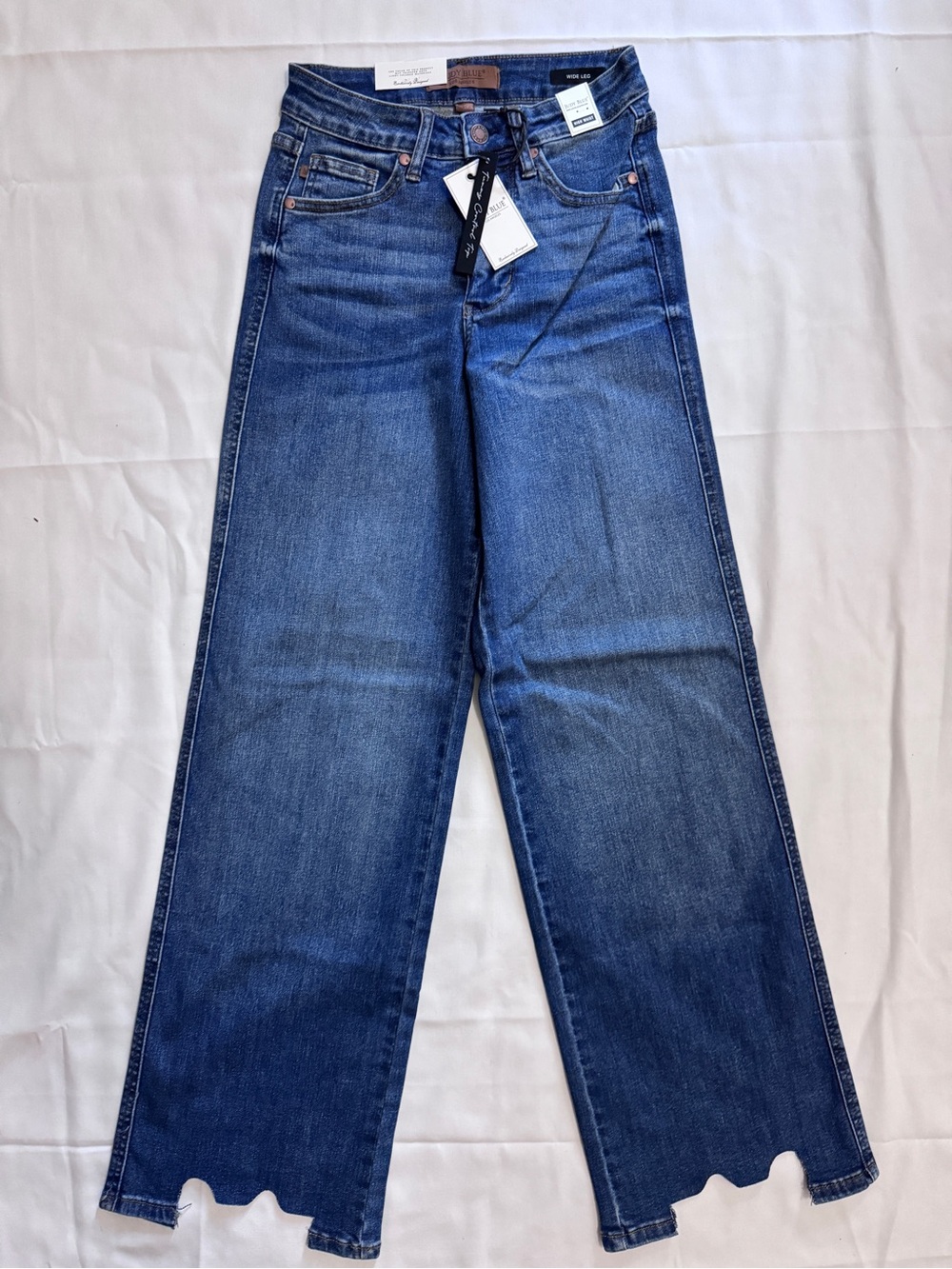 NWT Judy Blue Rebel Tummy Control Wide Leg Jeans with Chew Hem - Picture 5 of 6
